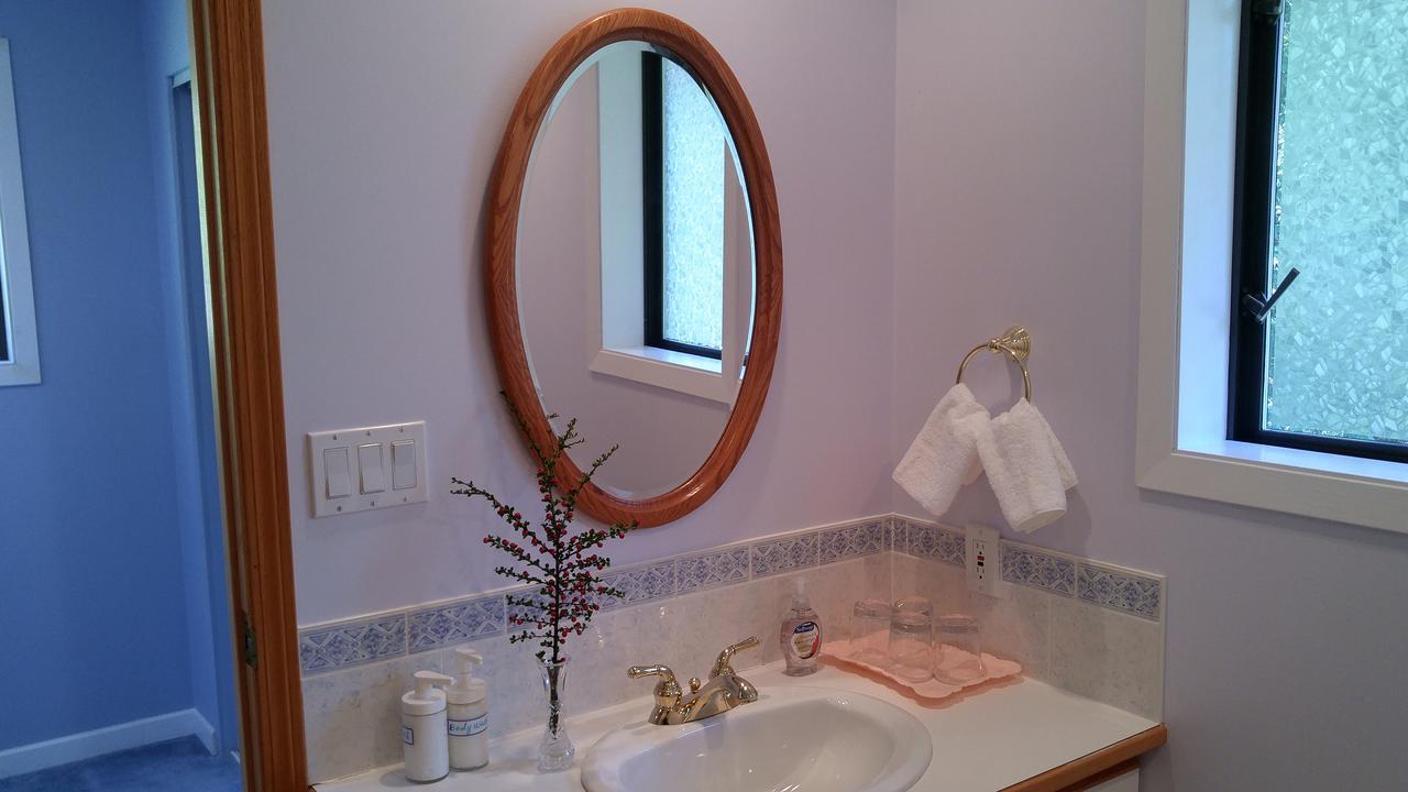 Sunshine Coast Treetop B&B Sechelt Kültér fotó